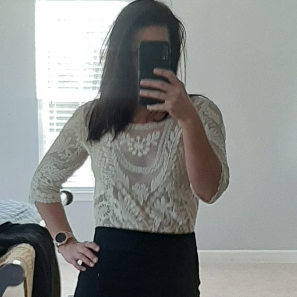 Altar'd State Lace 3/4 top